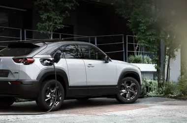 Here is the title of the news item in a maximum of two lines or 90 characters